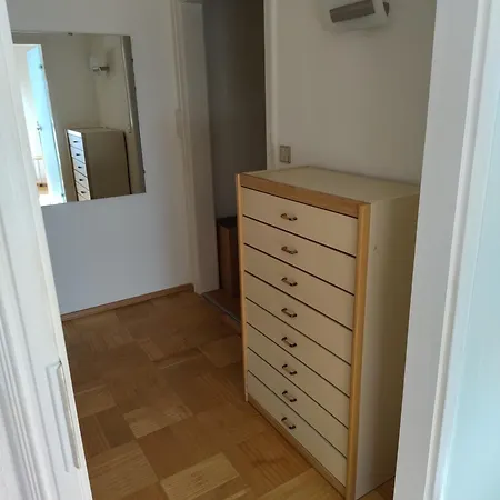 Διαμέρισμα 1,5-zi-wohnung Muenchen Pasing Mit Tg-stellplatz