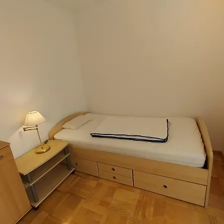 1,5-zi-wohnung Muenchen Pasing Mit Tg-stellplatz * Niederdorla